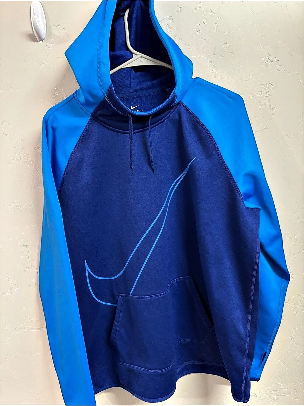 Nike Dri-FIT Blue Hoodie Size Medium Like New